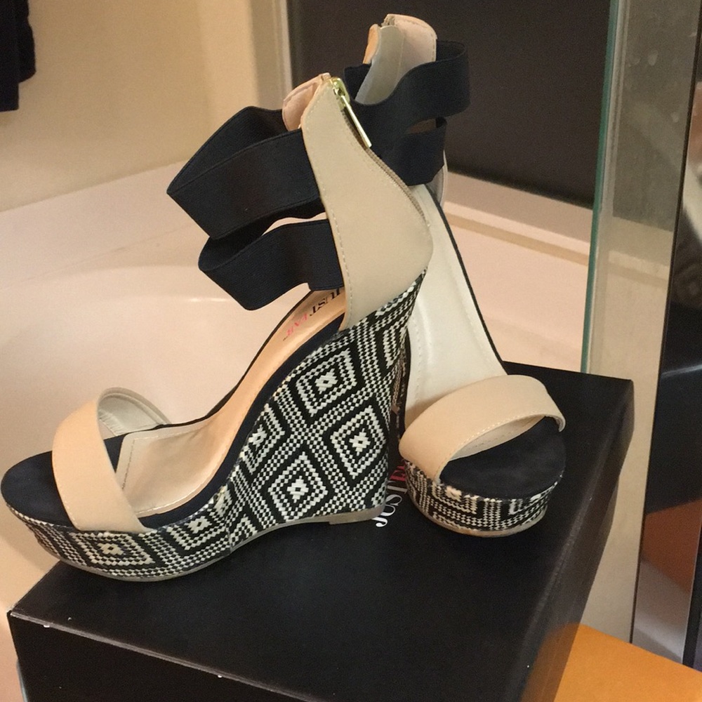 Ladies Wedge Sandals